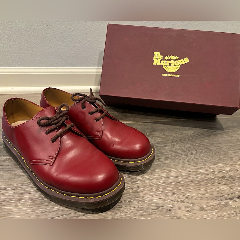 1461 DR MARTENS MADE IN ENGLAND OXFORD SHOES
